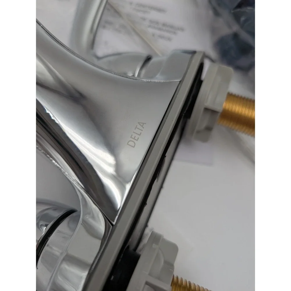 Delta Foundations 4 in. Centerset Bathroom Faucet in Chrome, B2510LF-PPU‎